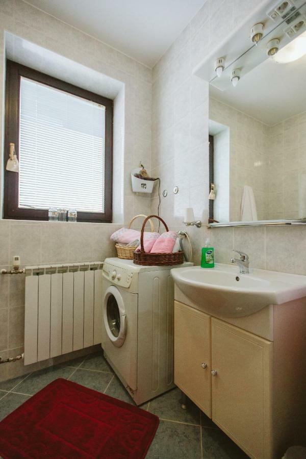 אוגולין Studio Apartman Salopek מראה חיצוני תמונה